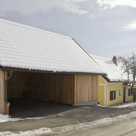 Ermi Pracher Farm stay