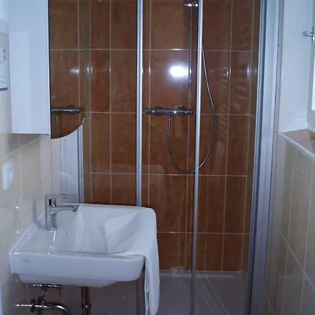 Lantgård Ermi Pracher