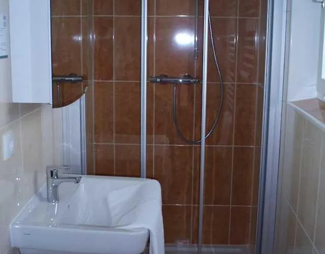 Lantgård Ermi Pracher